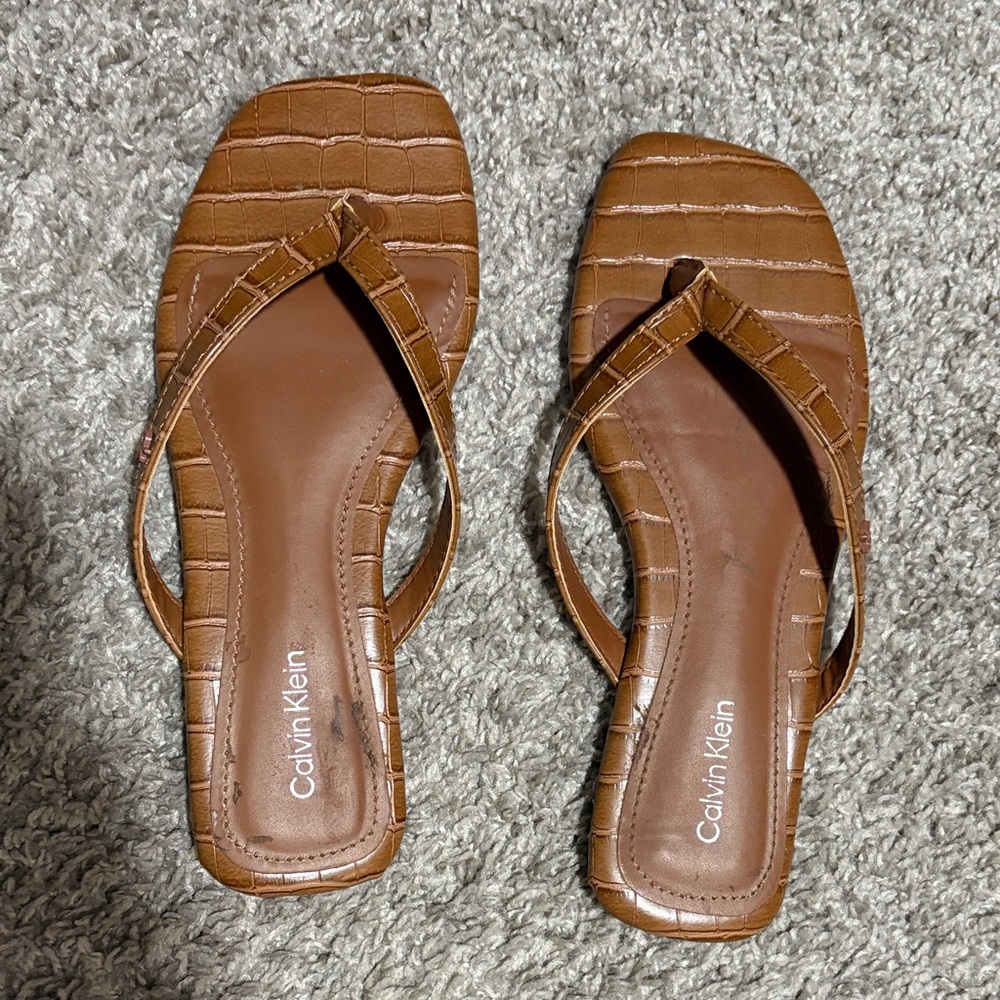 Calvin Klein Tan Croc Flip Flops